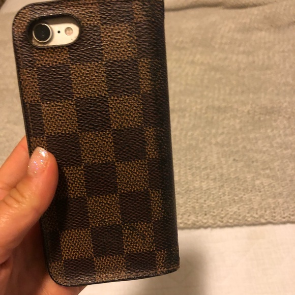 Authentic ! LOUIS VUITTON cell phone case - Picture 4 of 5